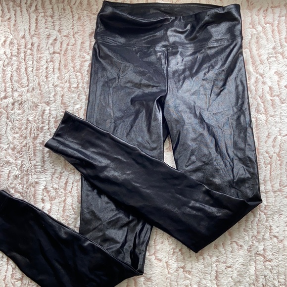 Koral Pants - Koral lustrous ankle leggings